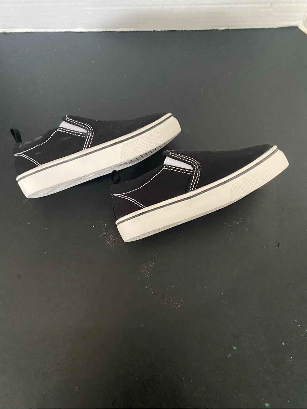Wonder Nation Kids Slip-On Canvas Shoes in Black/White Soles Size: 6T